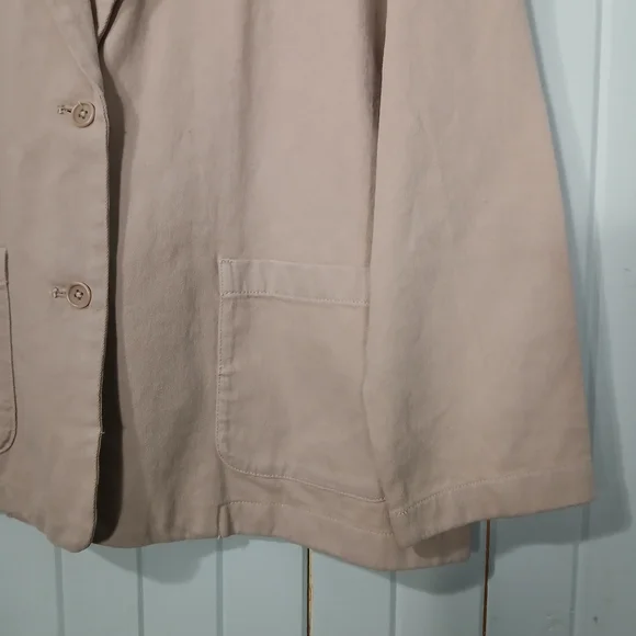Eillen Fisher Garment-Dyed Utility Cotton Blazer - Picture 6 of 10